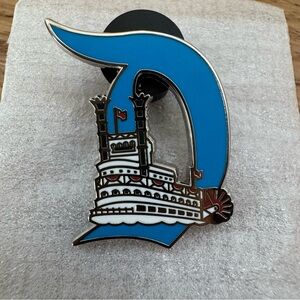 Key To Disneyland 70th Anniversary Hidden Mystery D Pin Mark Twain Steamboat